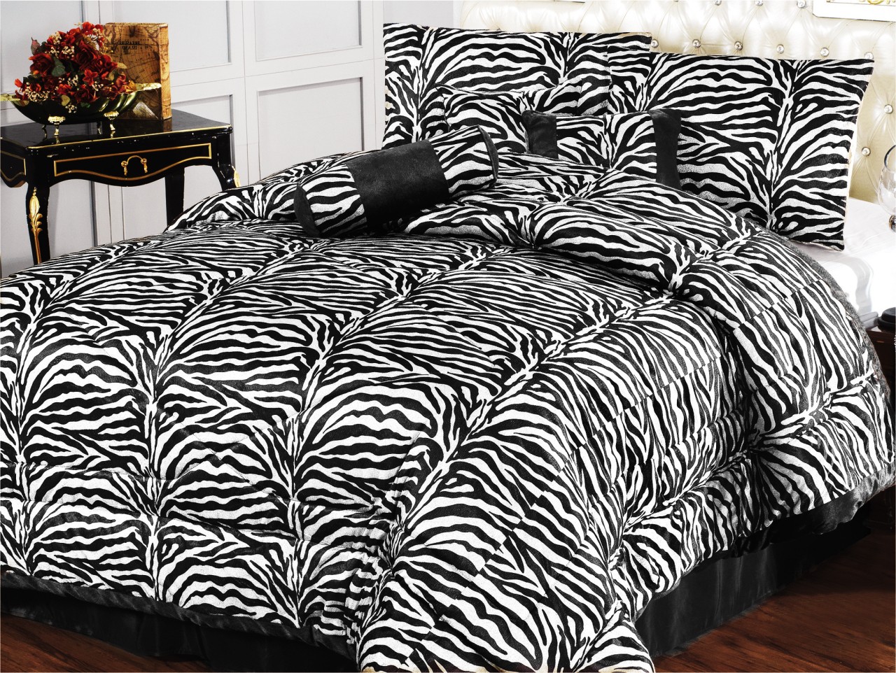 7PC NEW Safarina Zebra Faux Fur Comforter set BLACK WHITE---Queen-Bed ...