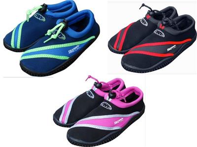 twf water shoes