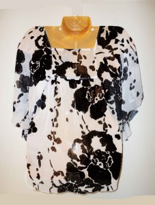 Chemisier Floral Blanc Et Noir INC International Concepts - Taille 2 (XS), Manches Dolman, Neuf Avec étiquette
