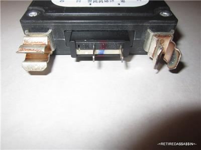 Interruttore DC AIRPAX LMLC1-1RLS4-30414-40 - 40A, 80 VDC, Nuovo (seconda Scelta)