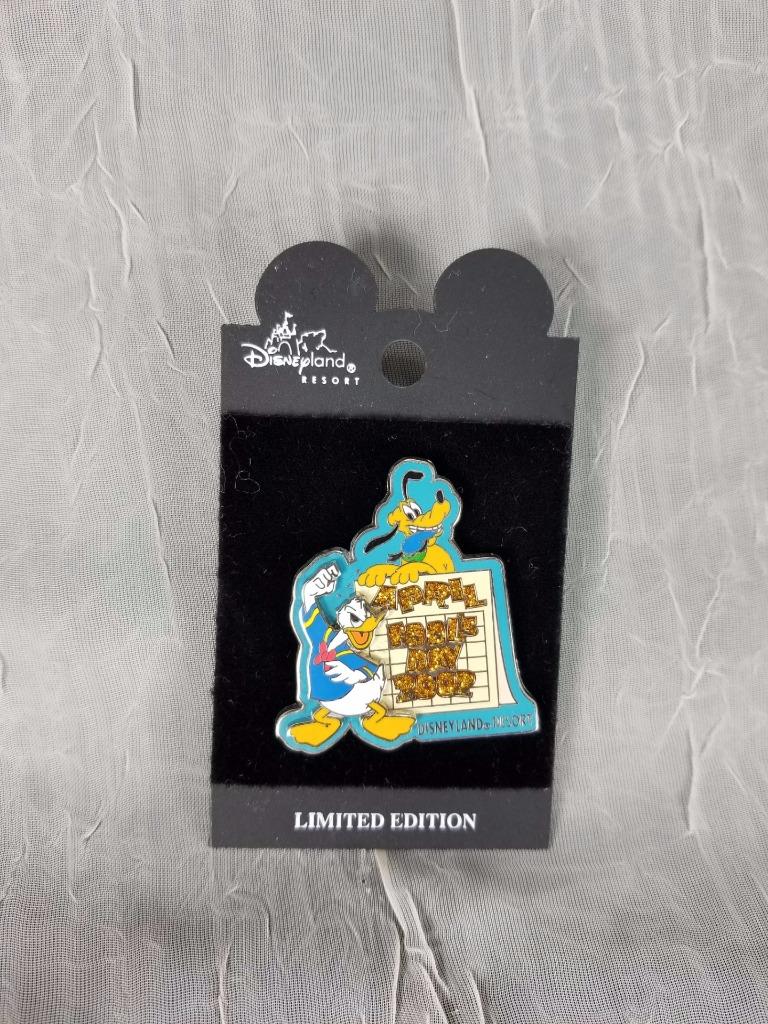 Disneyland April Fools Day 2002 Resort Trading Pin 3D LE1500 Donald Pluto New main product image