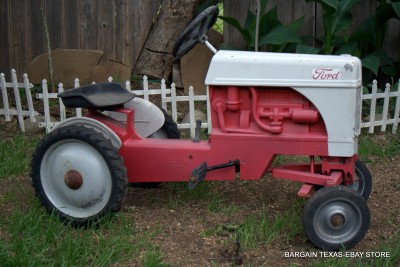 Antique ford pedal tractor #5