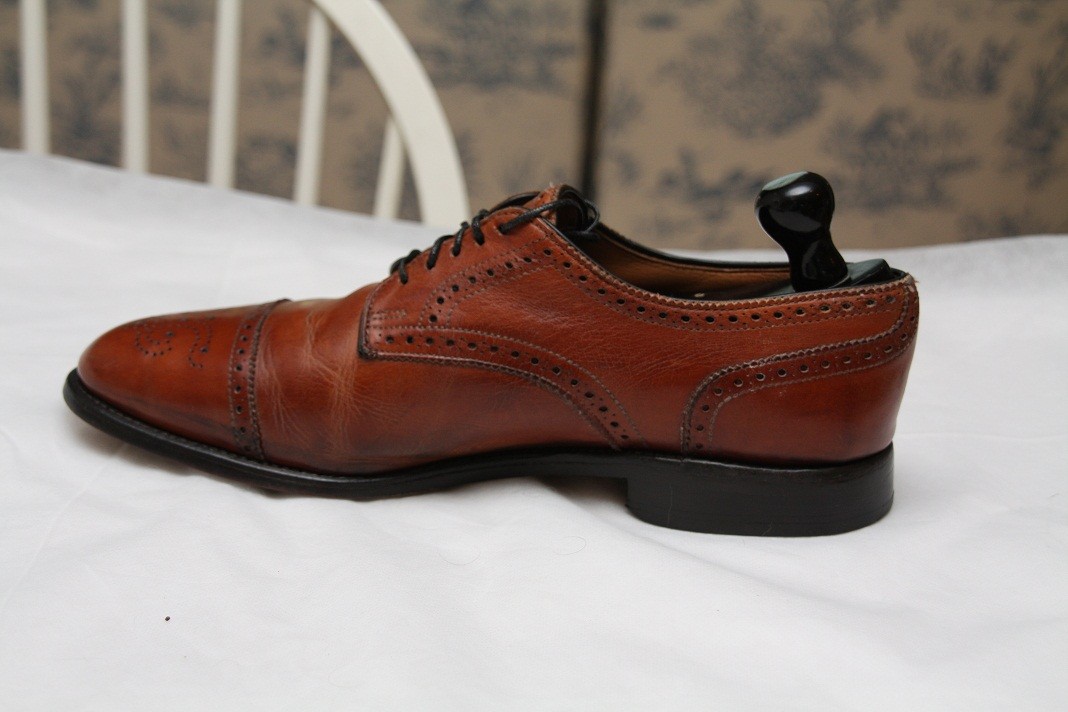 allen edmonds sanford walnut
