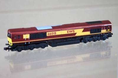 Nゲージ GRAHAMFARISH class66 EWS GRAHAM FARISH SILVER FOX MODELS KIT BUILT EWS CLASS 66 LOCO