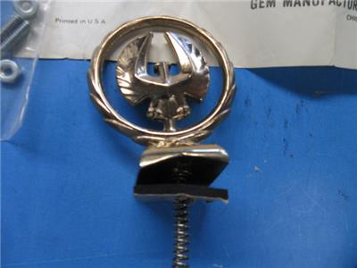 NOS G.E.M Manufacturing GOLD PLATED 702 Hood Ornament 74-75