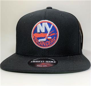 York Islanders Black NHL Snapback Hat 