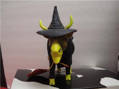 wizard of oz cow parade figurines