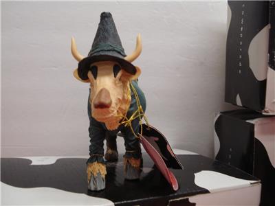 wizard of oz cow parade figurines