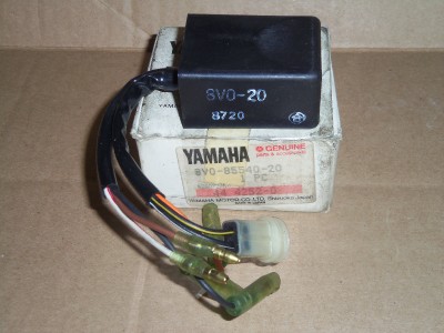 **NOS YAMAHA - CDI UNIT - EC / ET / PZ / SR / SS / VT / XL / 8V0-85540