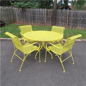 Un Set Vintage 1970s Amarillo Patio Por Woodard De Hierro Forjado