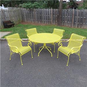 Un Set Vintage 1970s Amarillo Patio Por Woodard De Hierro Forjado