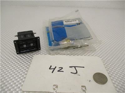 ONE NEW THERMO KING ADAPTER VALVE 66-8928. | eBay