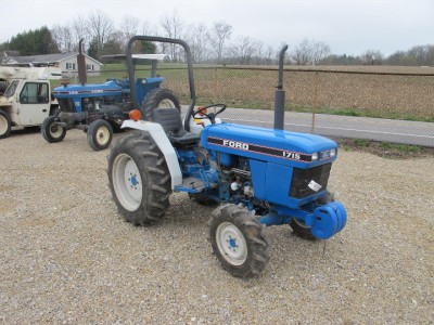 Ford 1715 4x4 tractor #8