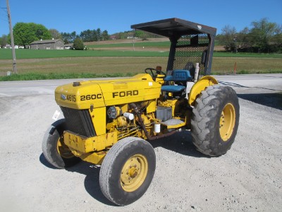 260C ford tractor #8