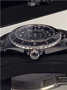 Genuine CHANEL J12 Automatic 38mm Black.Ceramic Diamond Dial  display picture 2