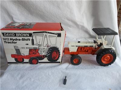 NZG 156 David Brown 1412 Hydra-Shift Tractor 1:25 Scale Original