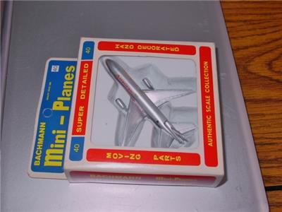 1105305249_tp.jpg