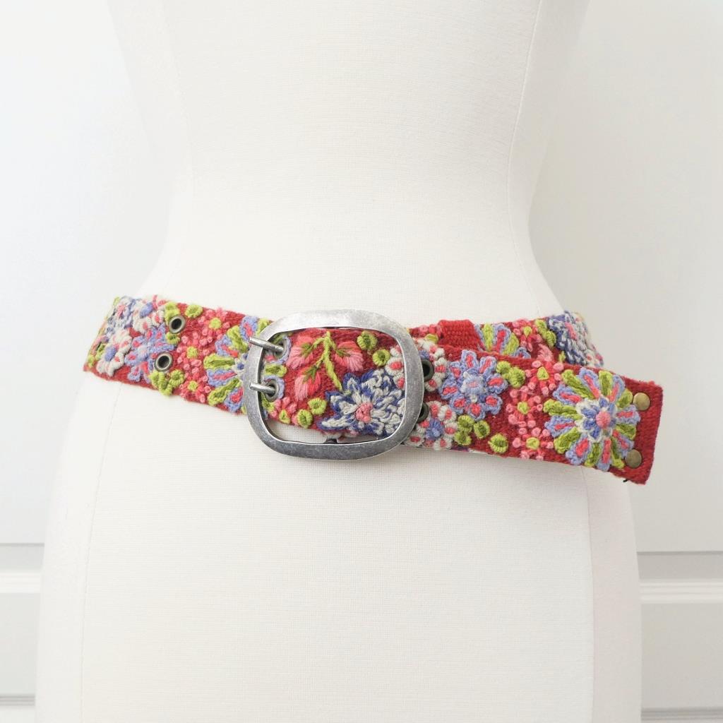Designer Jenny Krauss Teaberry Floral Embroidered Wool Belt Handmade in Peru - Picture 11 of 13