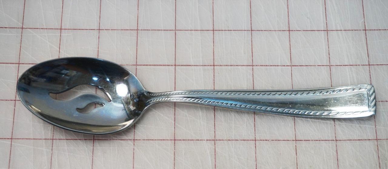 Vajilla Oneida de acero inoxidable 18/10 con borde de cuerda florida ELECCIÓN - Imagen 8 de 11