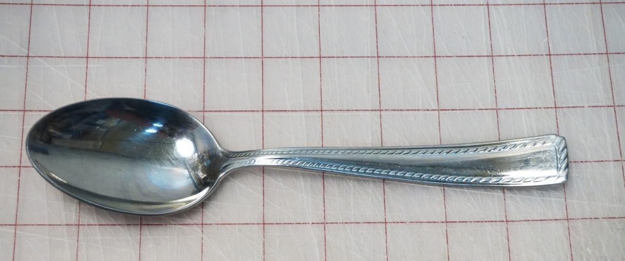 Vajilla Oneida de acero inoxidable 18/10 con borde de cuerda florida ELECCIÓN - Imagen 11 de 11