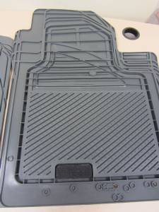 Black Koolatron Pants Saver Custom Fit 4 Piece All Weather Car Mat for Select Hyundai Santa Fe Models