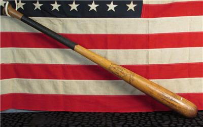 how to make a baseball bat flag