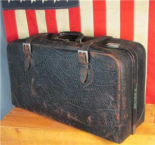 leather train case luggage