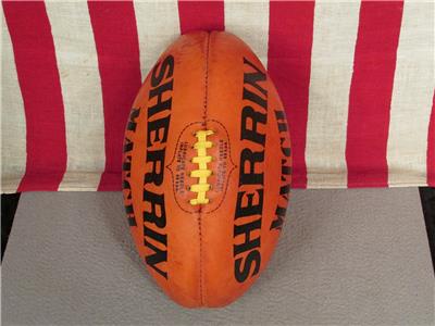993459528_tp.jpg