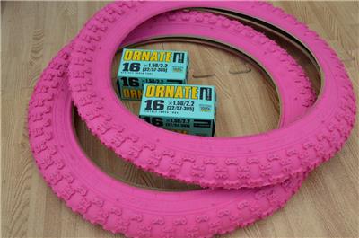 18 x 2.125 /" Bike Tire Child/'s Bicycle BMX Tread Black Fits All 18 inch NEW