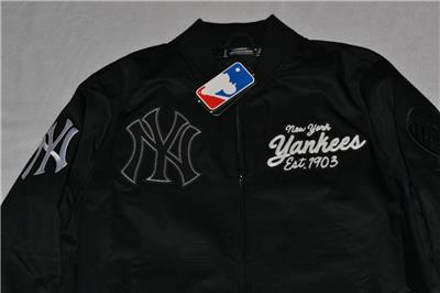 New York Yankees Pro Standard Area Code Twill Full-Zip Jacket