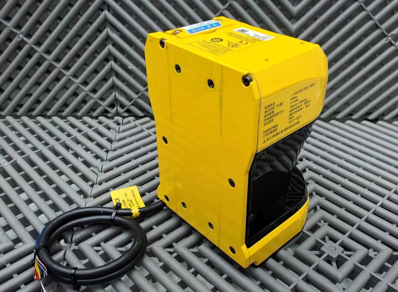 Keyence SZ-16V Safety Laser Scanner Multi-bank Multi-zone 30 Keyence SZ-16V Safety Laser Scanner Multi-bank Multi-zone 30