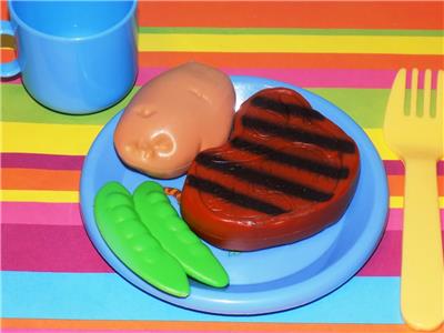 children's play food and dishes