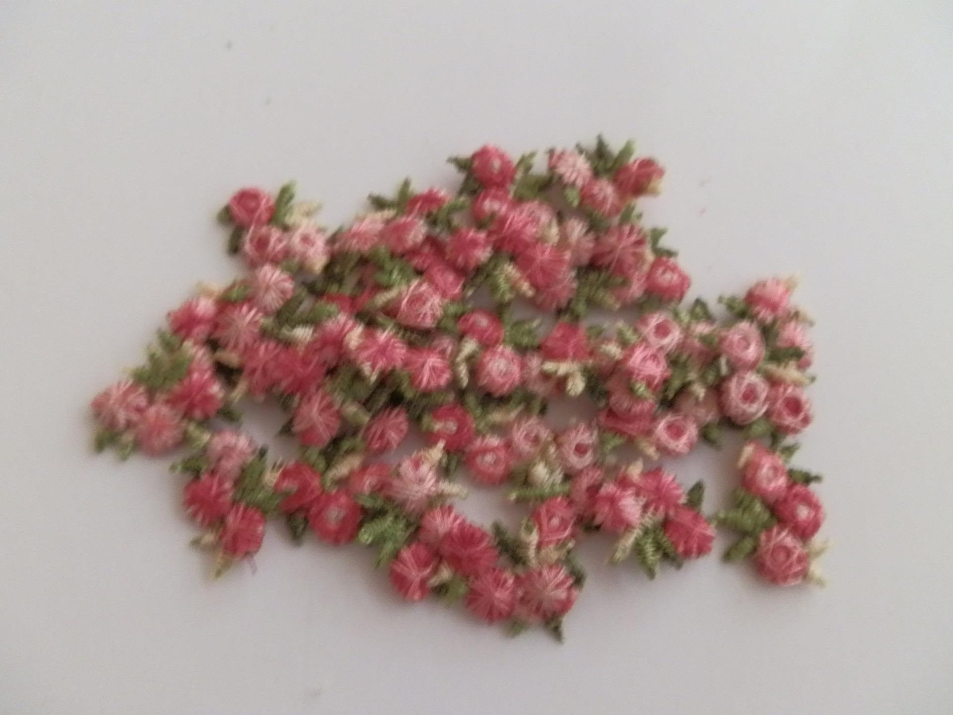 Schöne bestickte Rose Applikationsborte - Bild 1 von 5