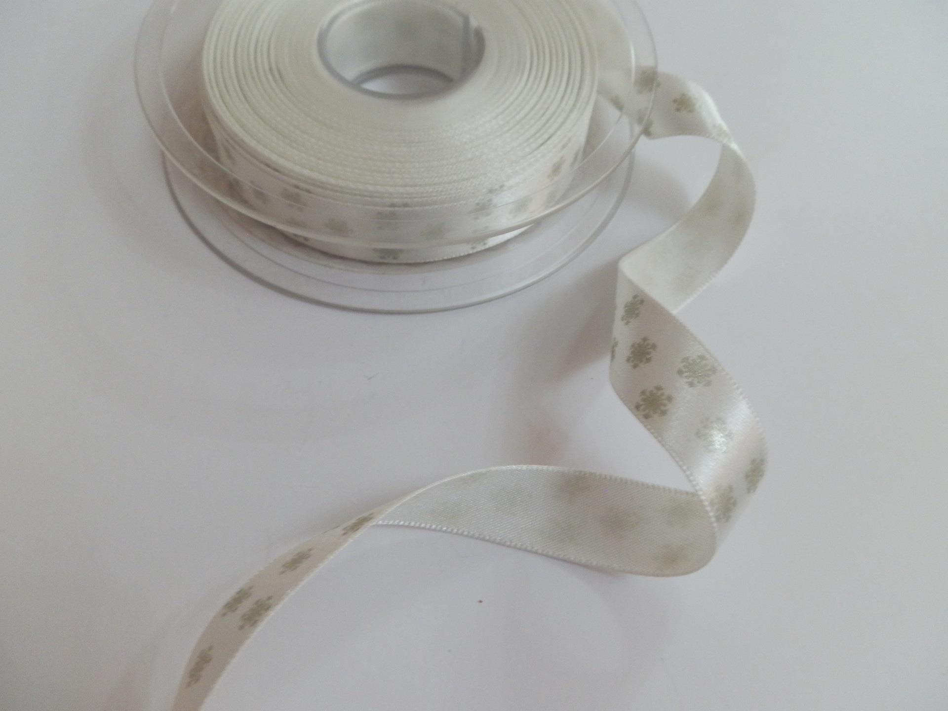 Berisfords Pretty Christmas Metallic Snowflakes Ribbon-1 Metre-Please Choose - Picture 2 of 4