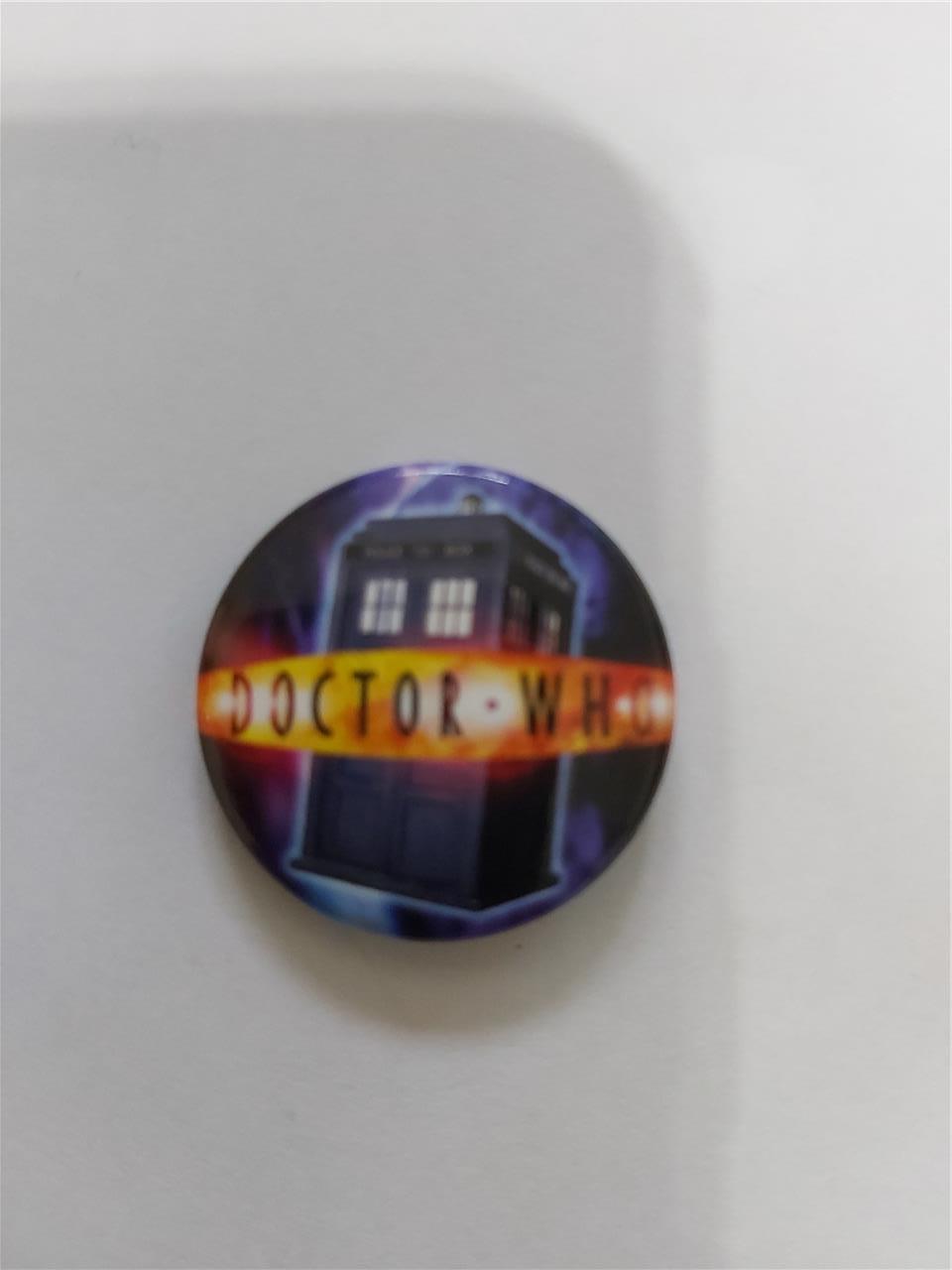 OFFICIAL LICENSED - FILM & TV - 25mm BUTTON PIN BADGES STAR WARS DR WHO - Picture 7 of 10
