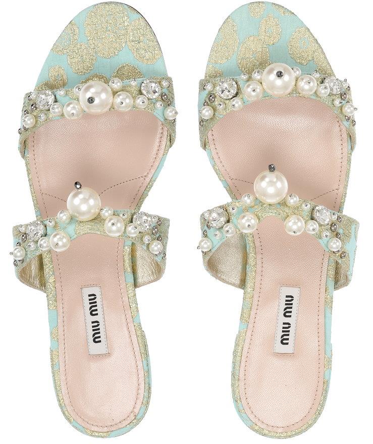 miu miu flip flops