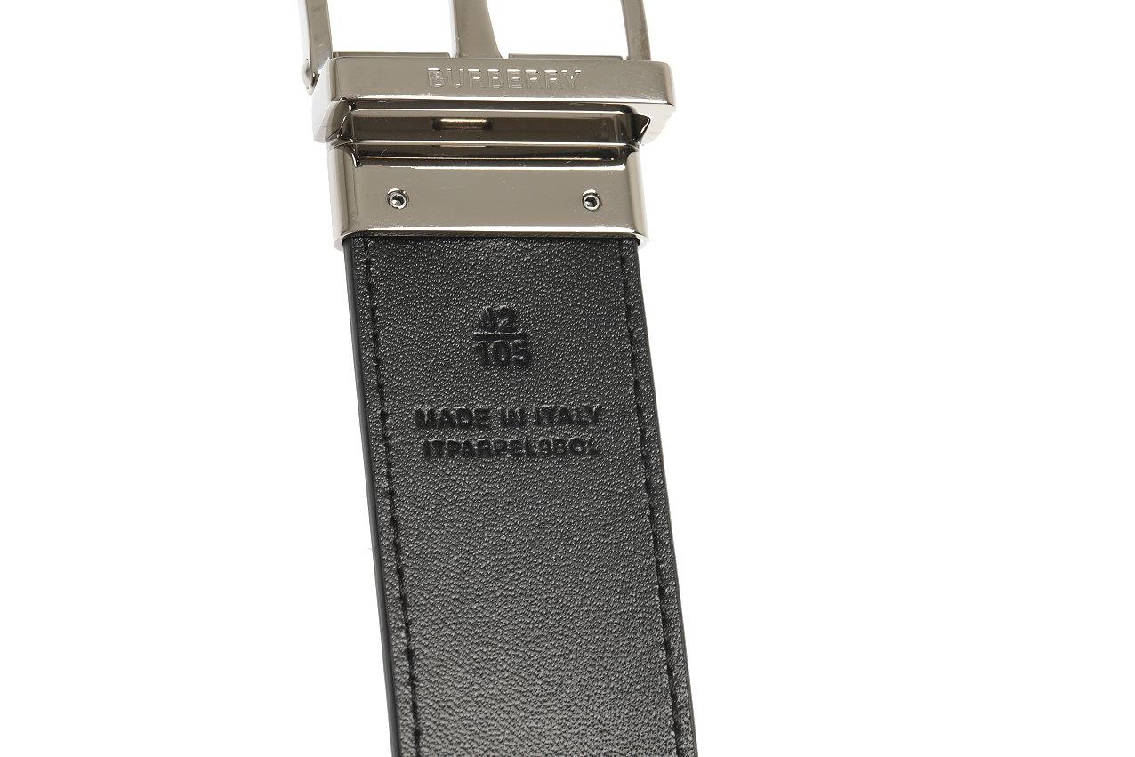 NEW BURBERRY ARCHIVE BEIGE/BLACK REVERSIBLE LOGO BUCKLE BELT  display picture 2