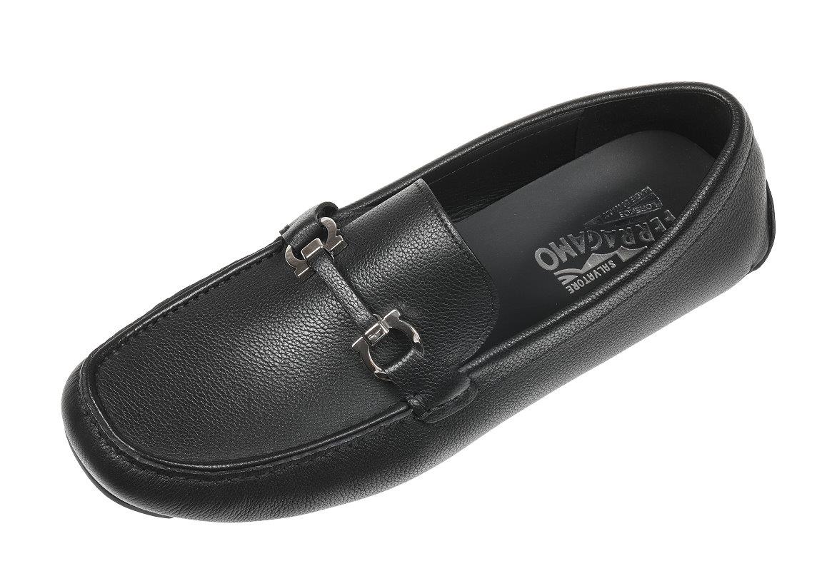 NEW SALVATORE FERRAGAMO SALAMANCA BLACK LEATHER MOCCASINS  display picture 2