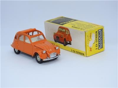 MINICHAMPS Citroën 2CV 1976 オレンジ Citroen 2CV 4 1976, orange [IND2CV] - 24,95€ : Automodels