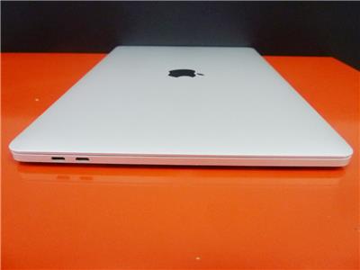 Apple MacBook Pro A1706 Touch Bar 2016 | 13