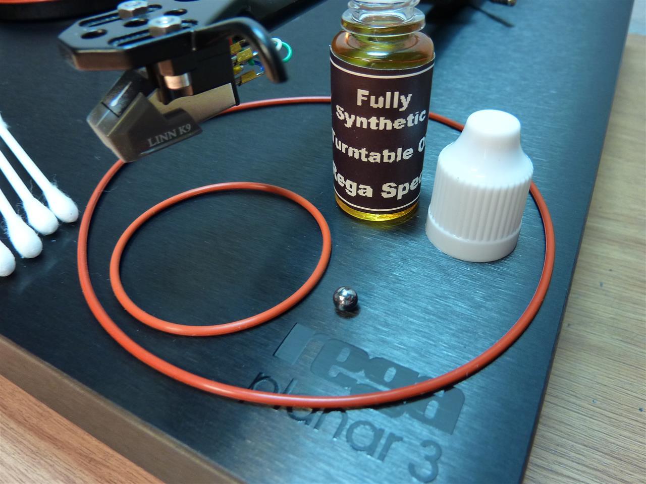 Rega belt and service kit: belt + bearing + oil, Rega Belt, Rega oil, Rega Bearing, Rega Planar belt, Rega planar oil, Rega Planar ball bearing, Rega bearing oil & belt service kit