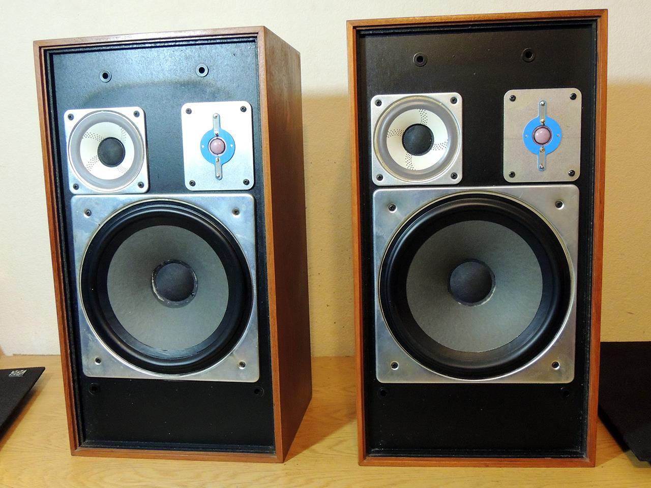 Classic Wharfedale Glendale XP2 Speakers British Made  Ideal Vinyl Enthusiasts