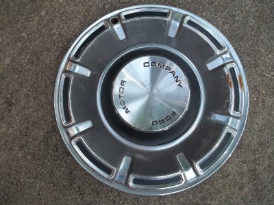 Identify ford hub caps #4