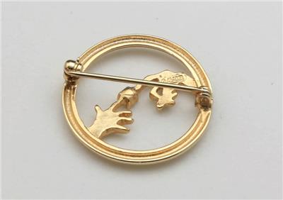 Vintage Avon Et Fingers Touching Gold Ton Pin Brooch Extra Terrestrial Signed Ebay
