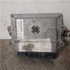 PEUGEOT 208 MK2 P21 Frontscheiben-Verstärkung rechts