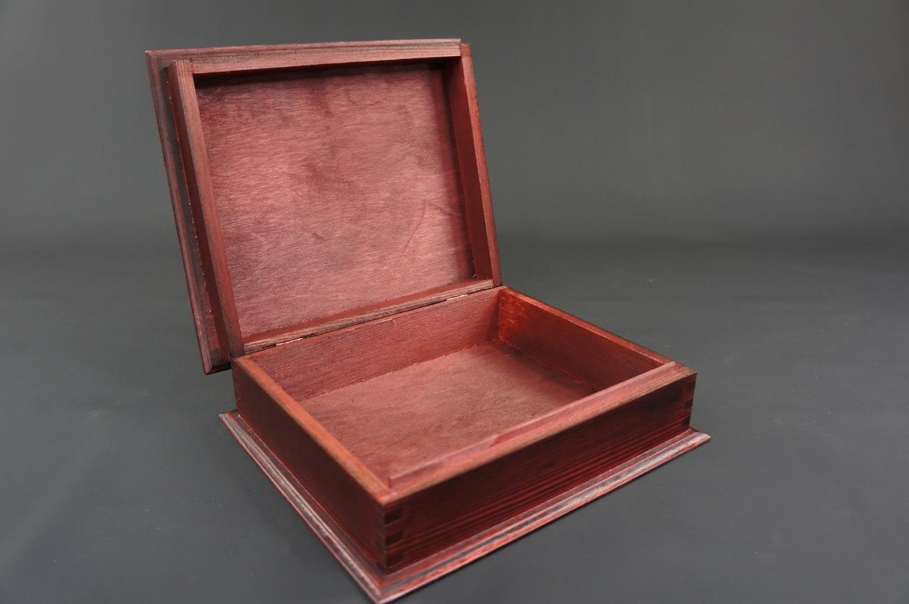 plain wooden memory box