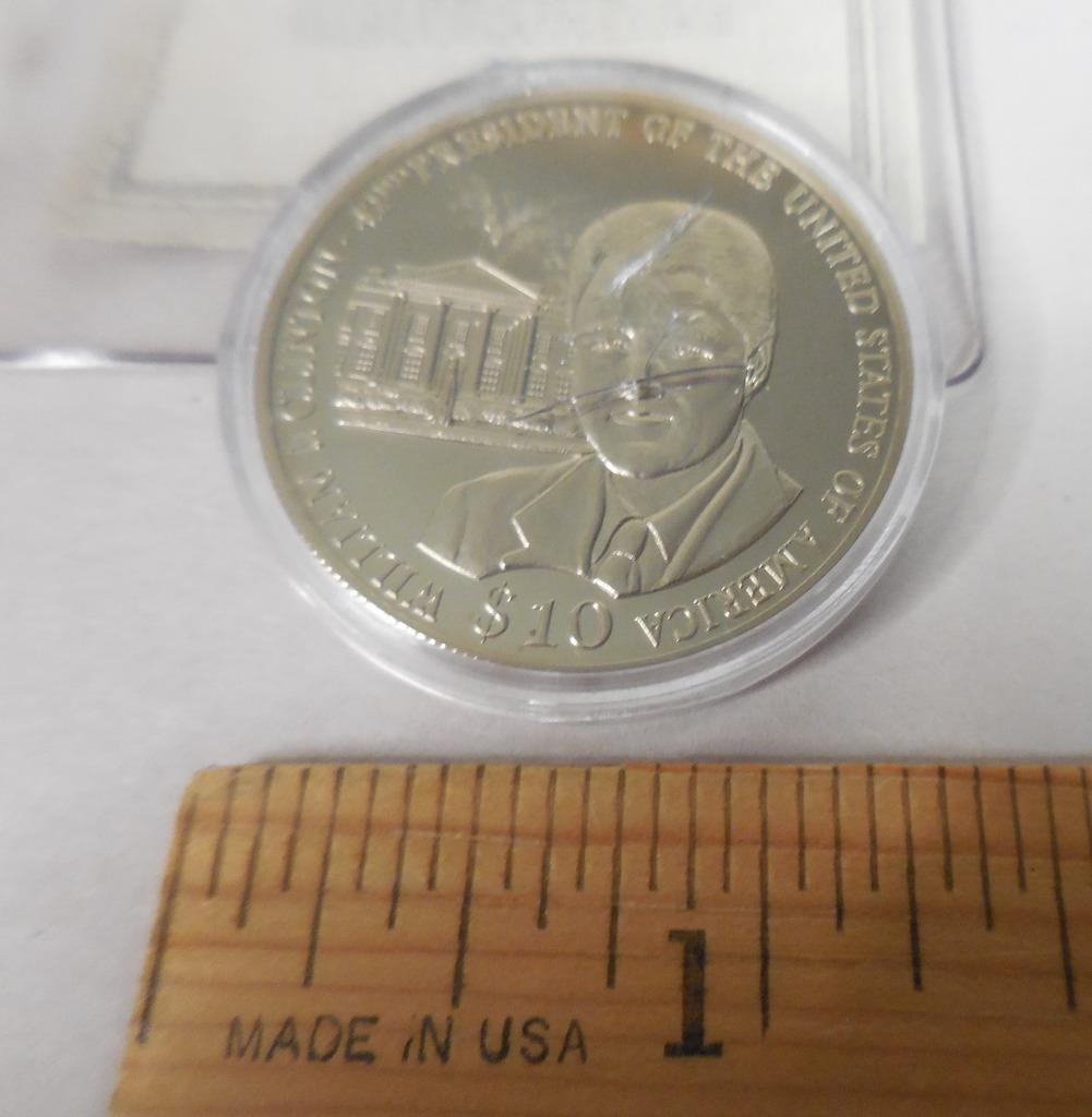President William Bill Clinton 10 2007 Token/Coin in Case American