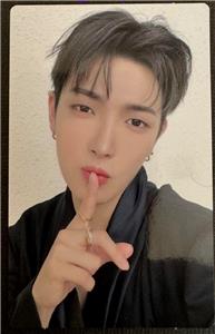 タレントカード ATEEZ SEASON'S GREETING HONGJOONG Photo ATEEZ Hongjoong Season's Greetings 2023 Limited Official