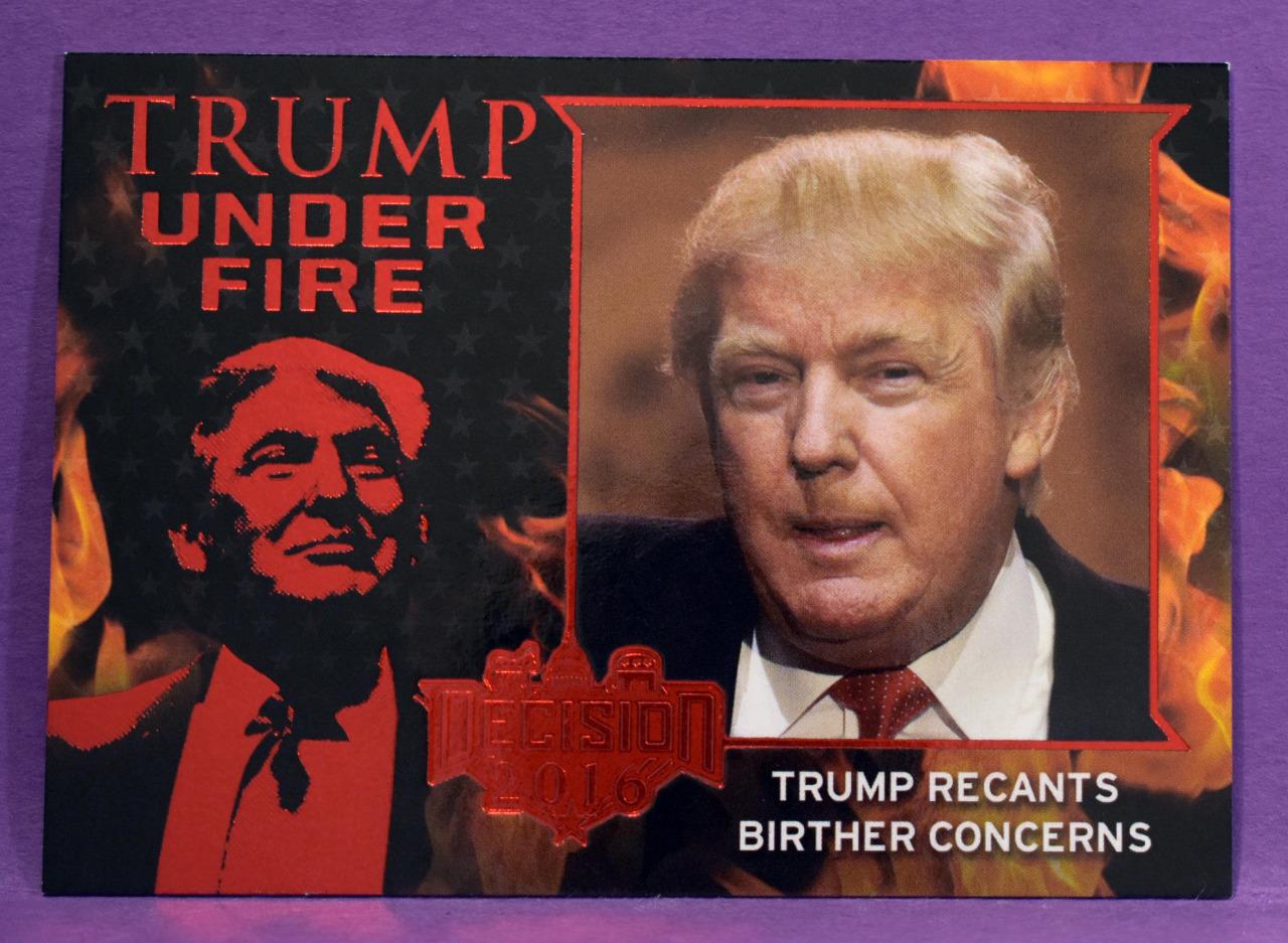DECISION 2016 SERIES GOLD FOIL TRUMP UNDER FIRE TUF35 SMALL HANDS BIG 