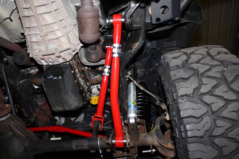 Adjustable Front Lower Control Arms with Pivot Joints Jeep® JK